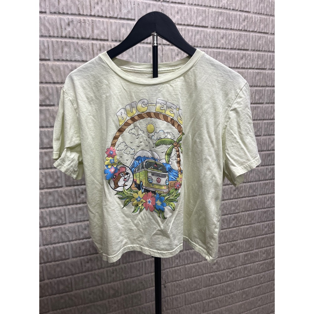 Buc-ees Mens 2XL Graphic T-Shirt Yellow Beach Surf Van Buc-ee Beaver Texas Tee